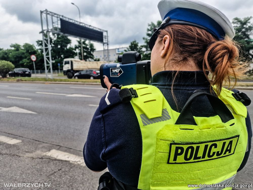 Ponad 30 tys. zatrzymanych dowodów rejestracyjnych