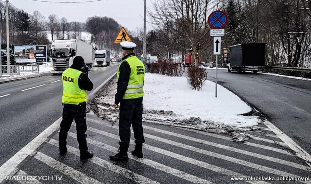 Ponad 30 tys. zatrzymanych dowodów rejestracyjnych