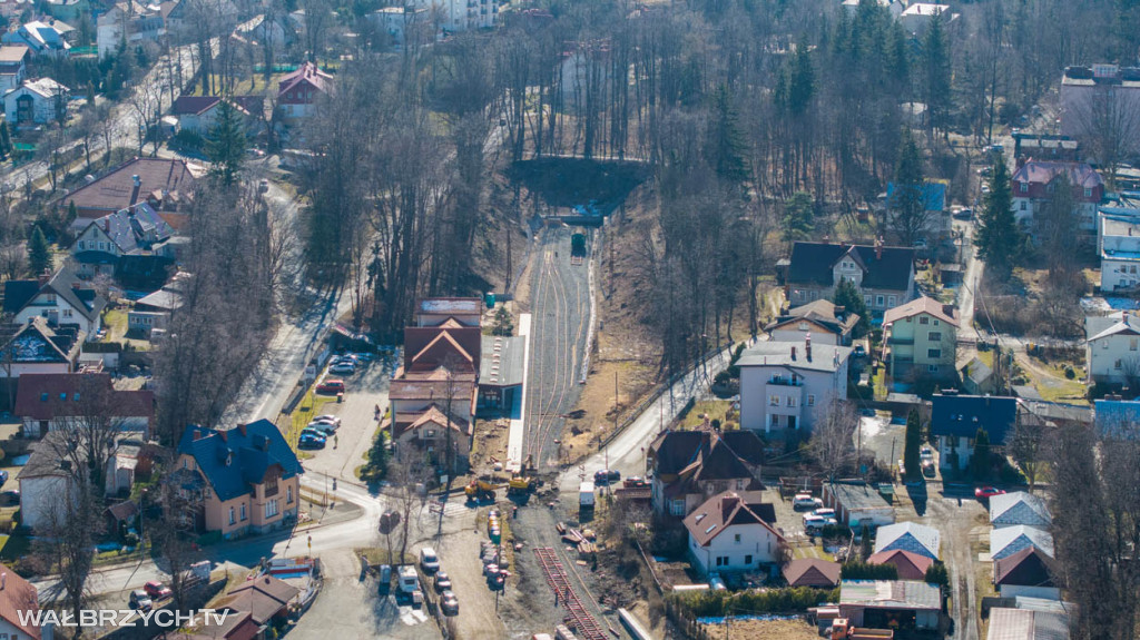 Pierwszy pociąg od 25 lat dojechał do Karpacza