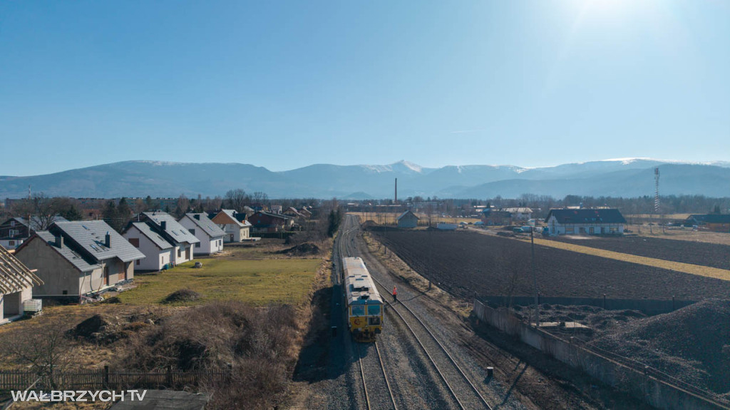 Pierwszy pociąg od 25 lat dojechał do Karpacza