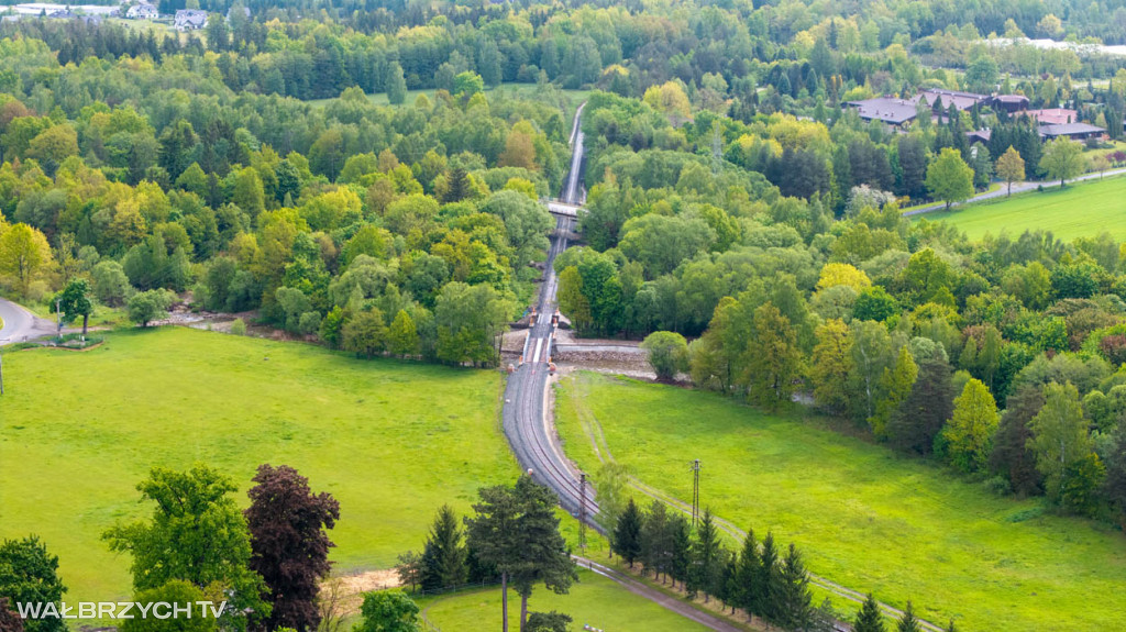 Linia kolejowa do Karpacza prawie gotowa