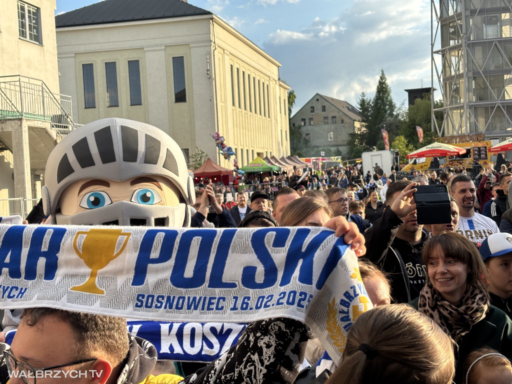 Kibice podziękowali Górnikowi Wałbrzych za sezon