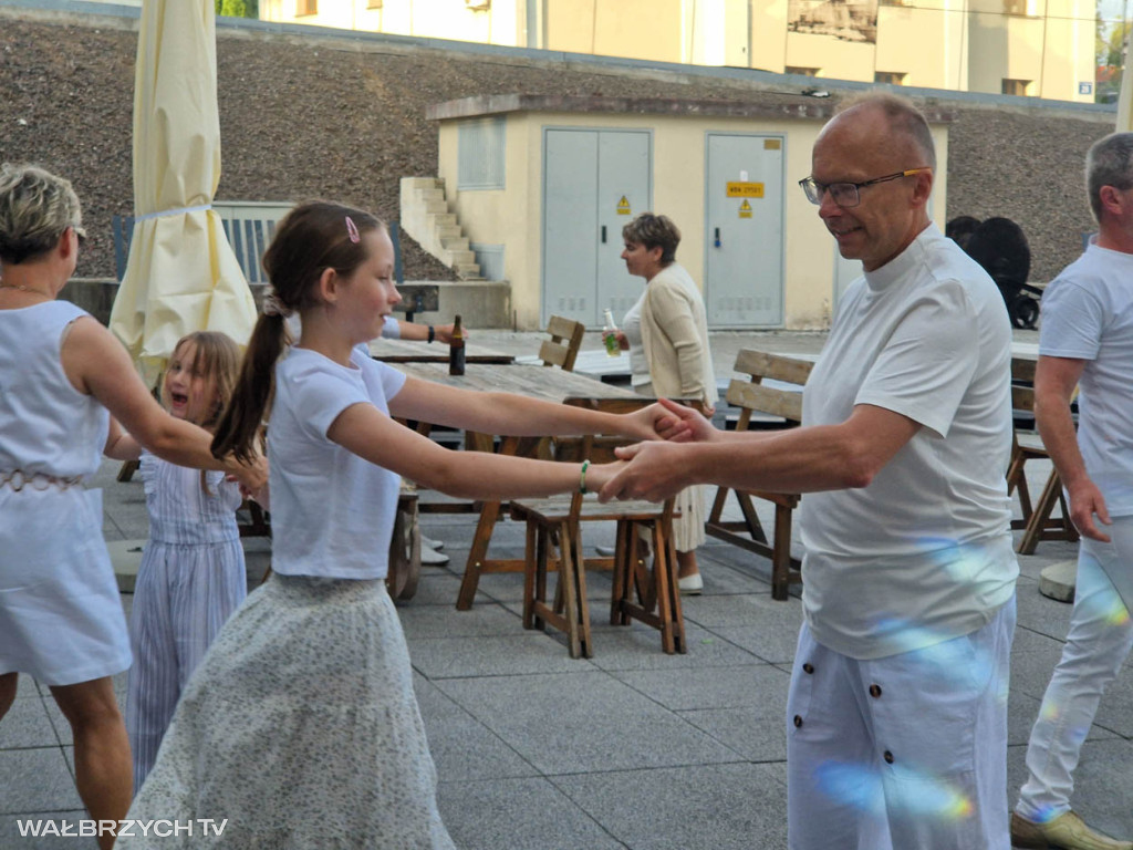 Taneczna Biała Noc