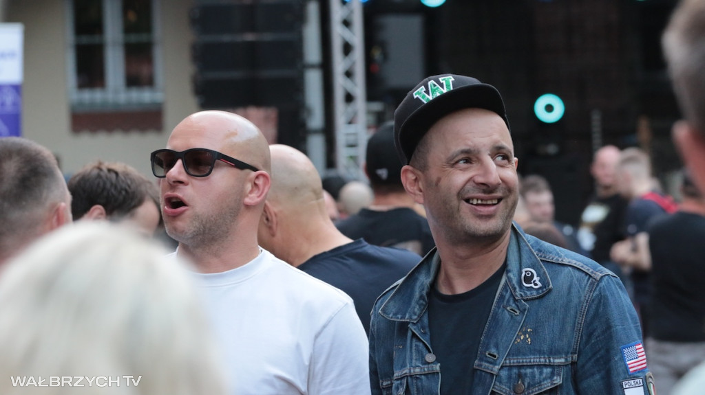 Kulas, Massey i Nullizmatyk na jednej scenie