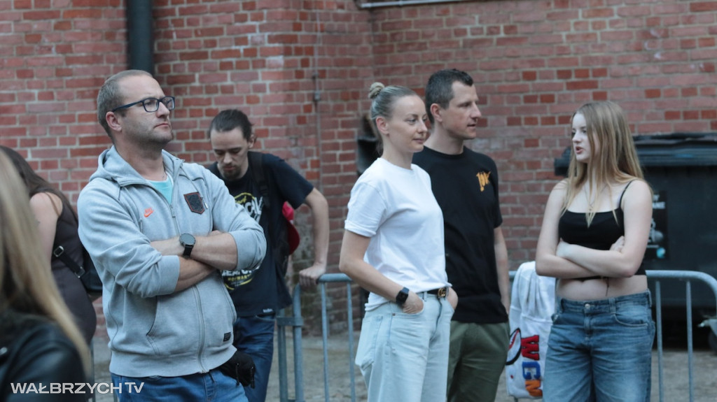Kulas, Massey i Nullizmatyk na jednej scenie