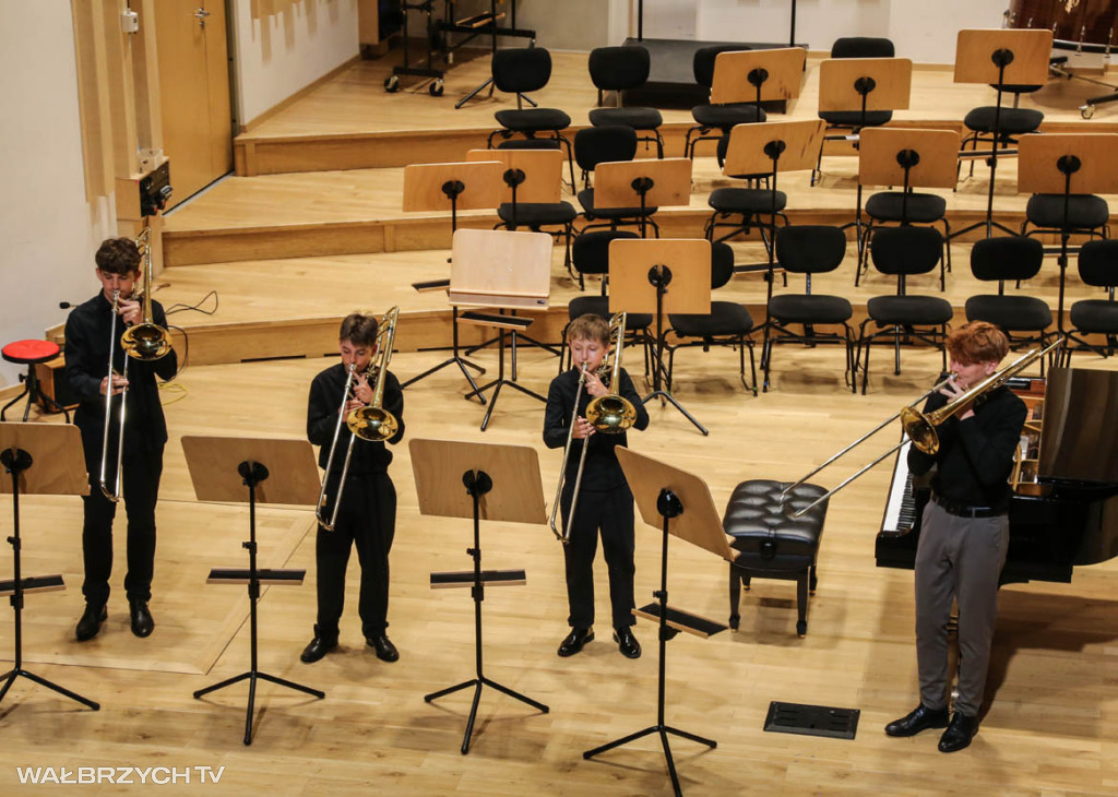 Koncert uczniów z Zespołu Szkół Muzycznych