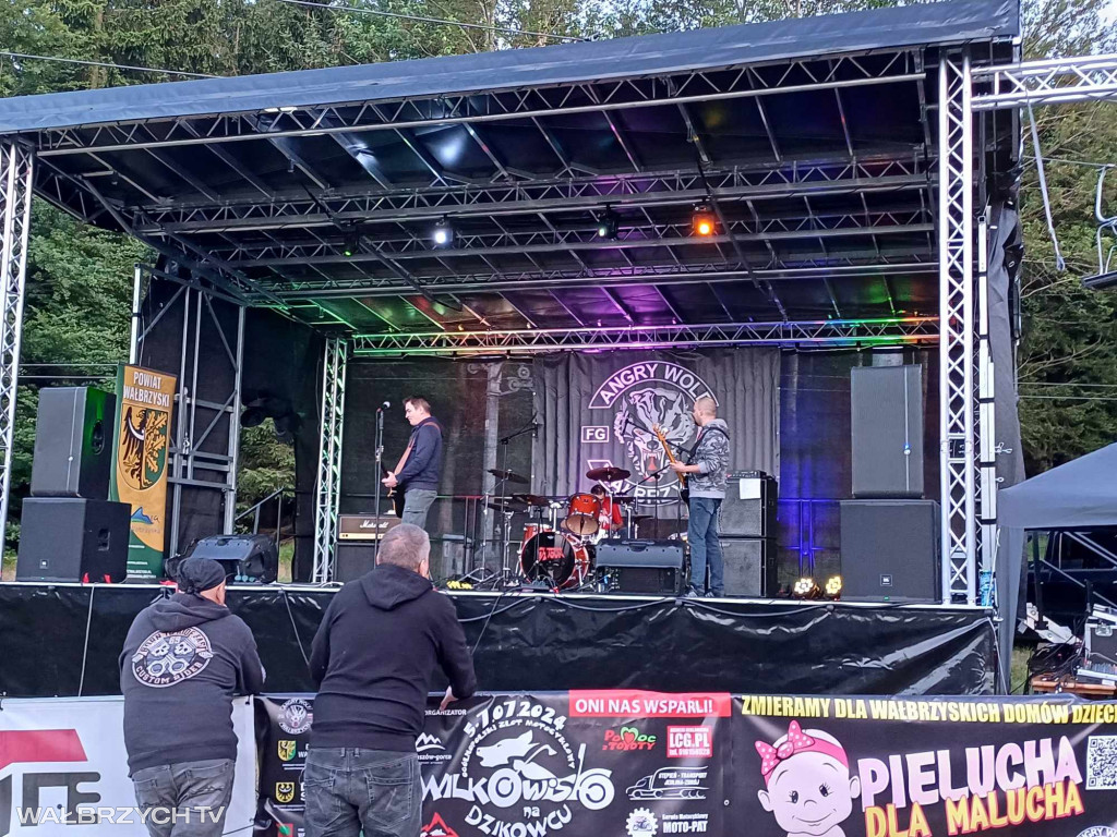 Wilkowisko - Motocykle, Charytatywność i Magia