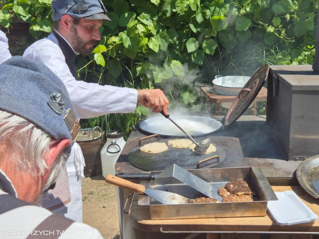 Walim - grochówka, zapach prochu i smak historii