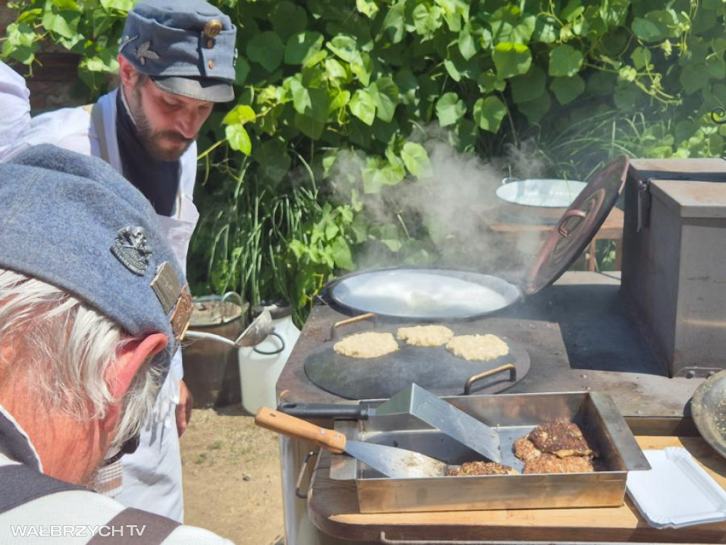 Walim - grochówka, zapach prochu i smak historii
