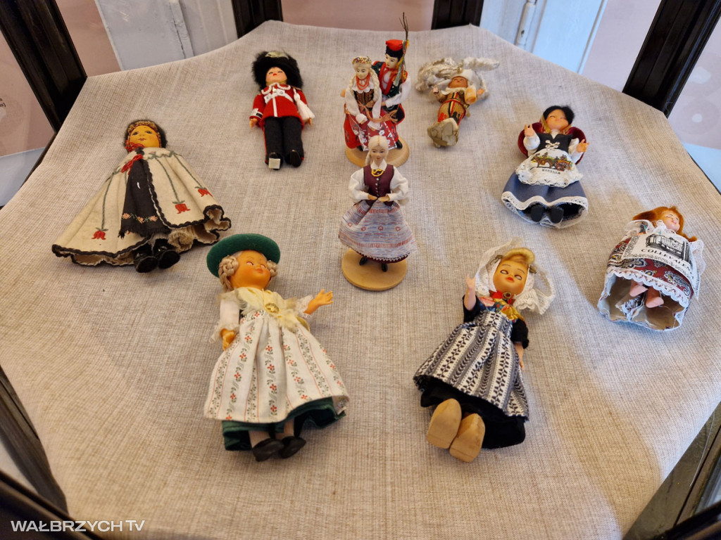 Lalki Świata - wystawa w Muzeum Porcelany