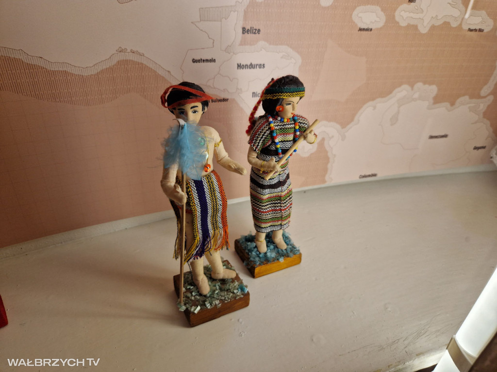 Lalki Świata - wystawa w Muzeum Porcelany