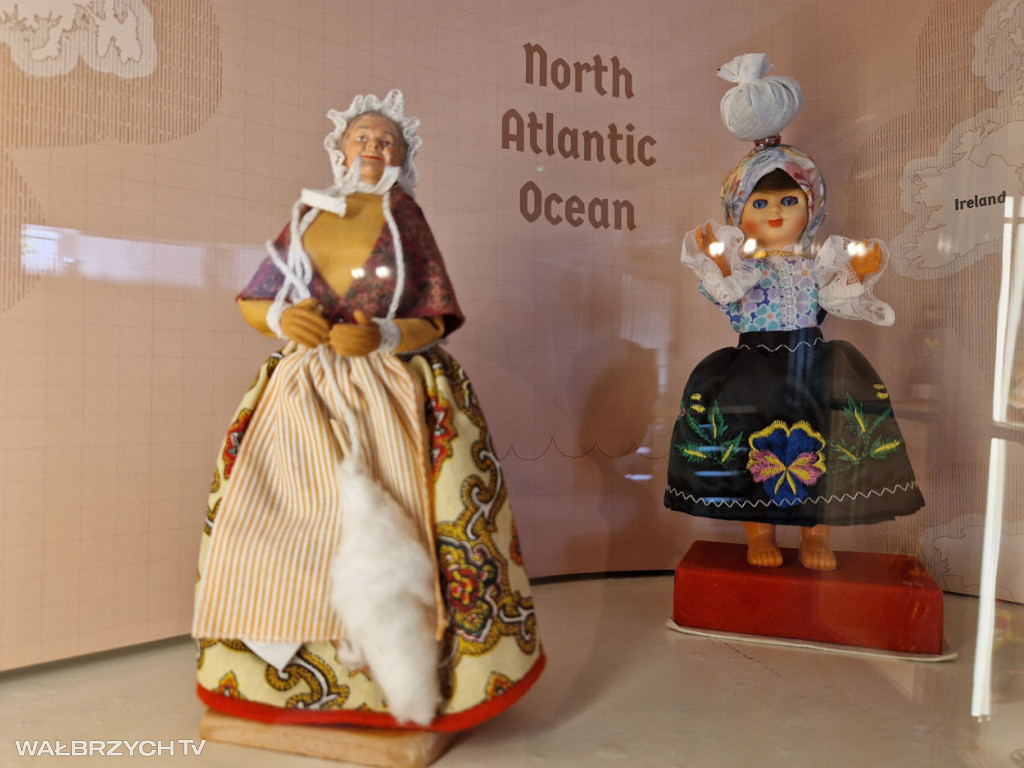 Lalki Świata - wystawa w Muzeum Porcelany