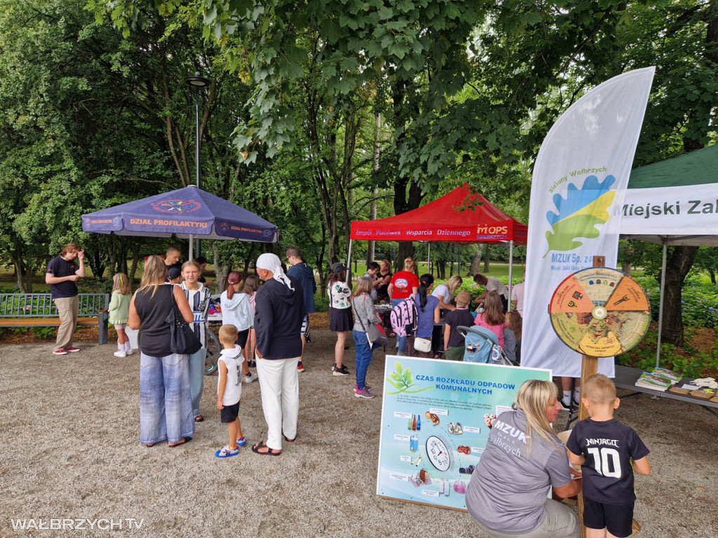 Letni piknik w Parku Sybiraków