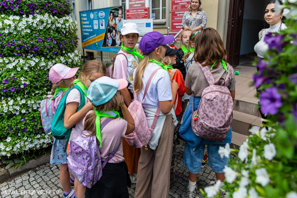 Młodzi mieszkańcy Głuszycy odwiedzili Starostwo