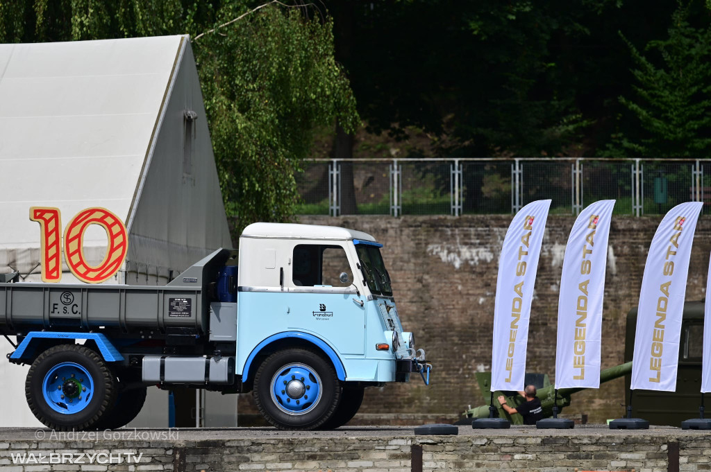 Od Wałbrzycha po Dakar - legenda STARa w trasie