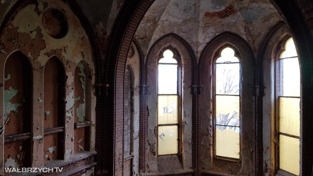 Mokrzeszów - pałac, który milczy zbyt głośno