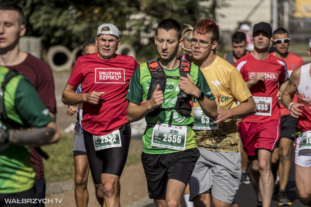 Na trasie XXV Toyota Eko Półmaratonu