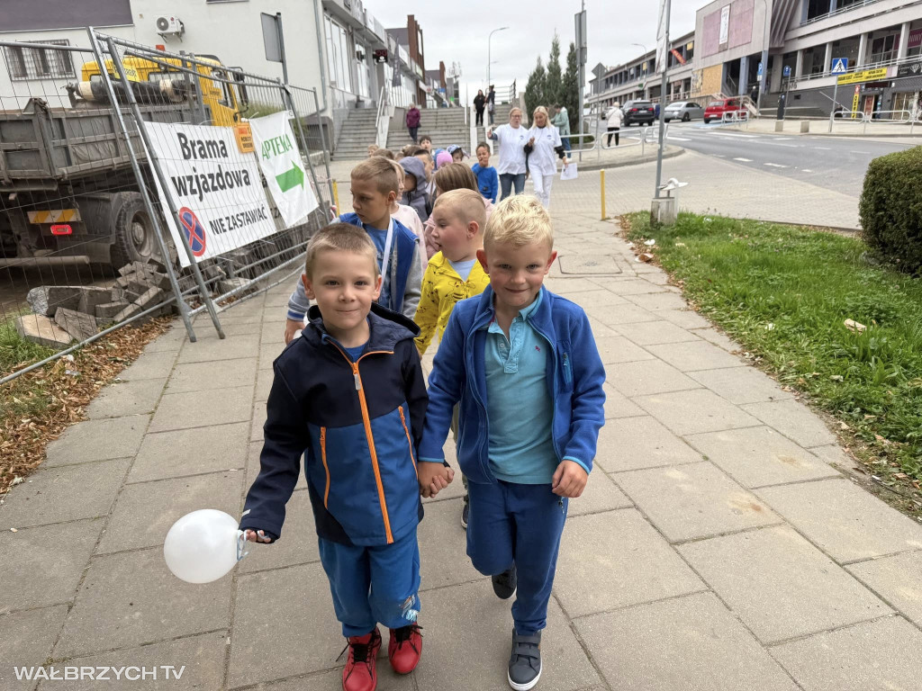 Dzieciaki Grają o Koszykarską Przyszłość