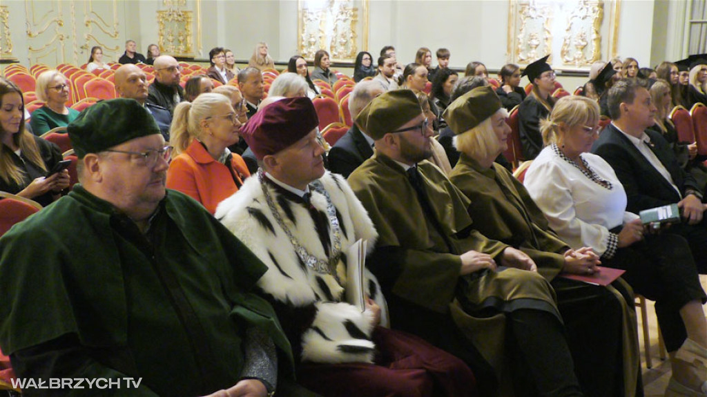 Inauguracja roku akademickiego na WSBiNoZ