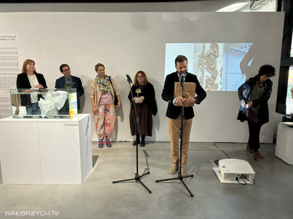 Porcelanowe dzieła rozsiane po Wałbrzychu