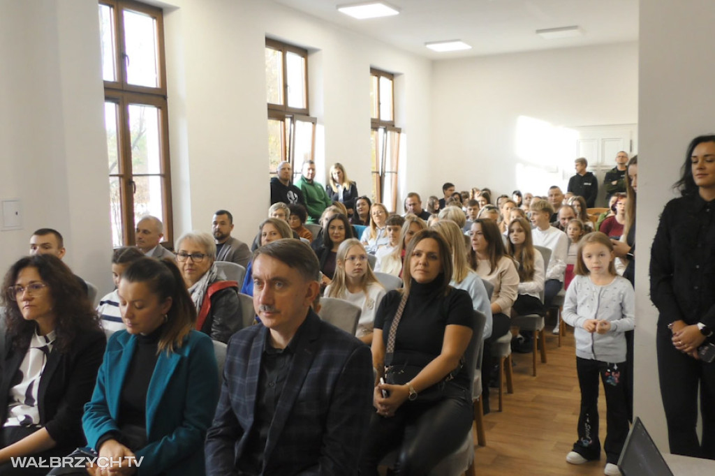 Stypendia dla uczniów z Głuszycy