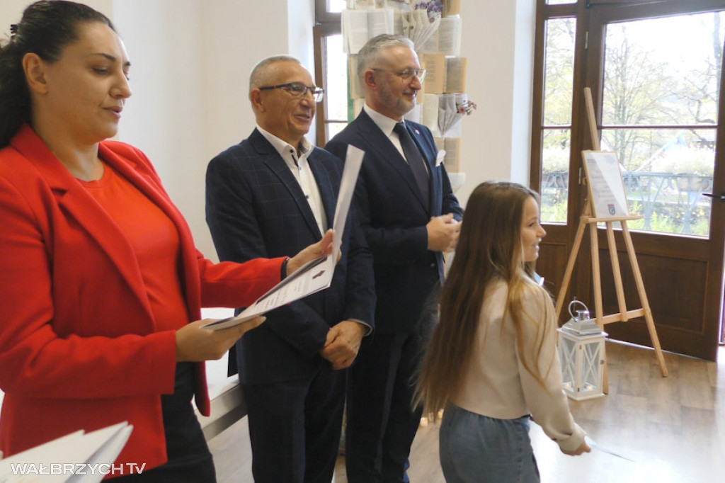 Stypendia dla uczniów z Głuszycy