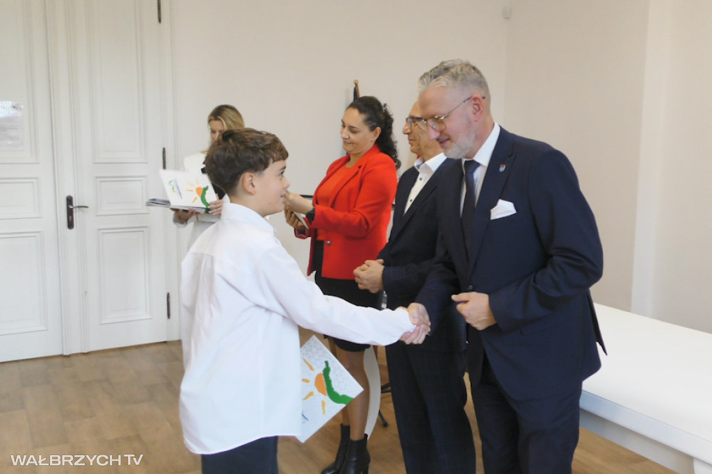 Stypendia dla uczniów z Głuszycy