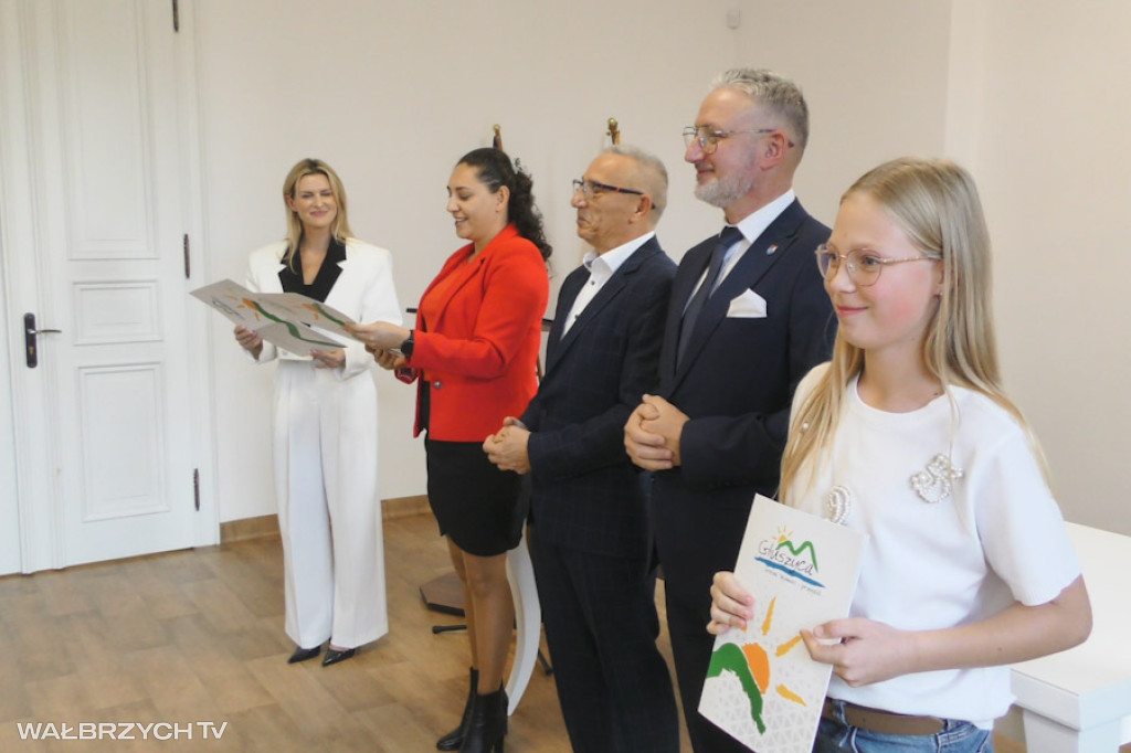 Stypendia dla uczniów z Głuszycy