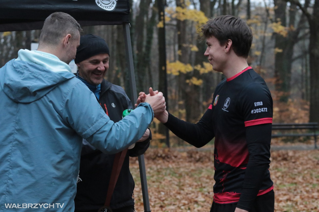 Disc Golf w Parku Rusinowa