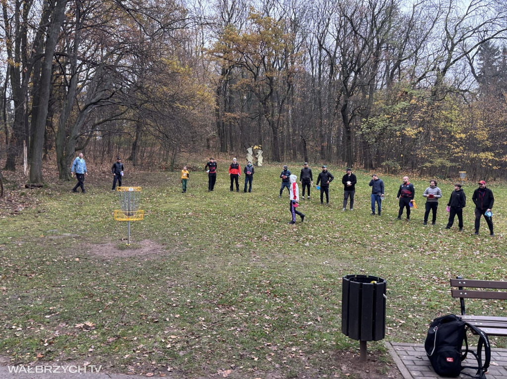 Disc Golf w Parku Rusinowa