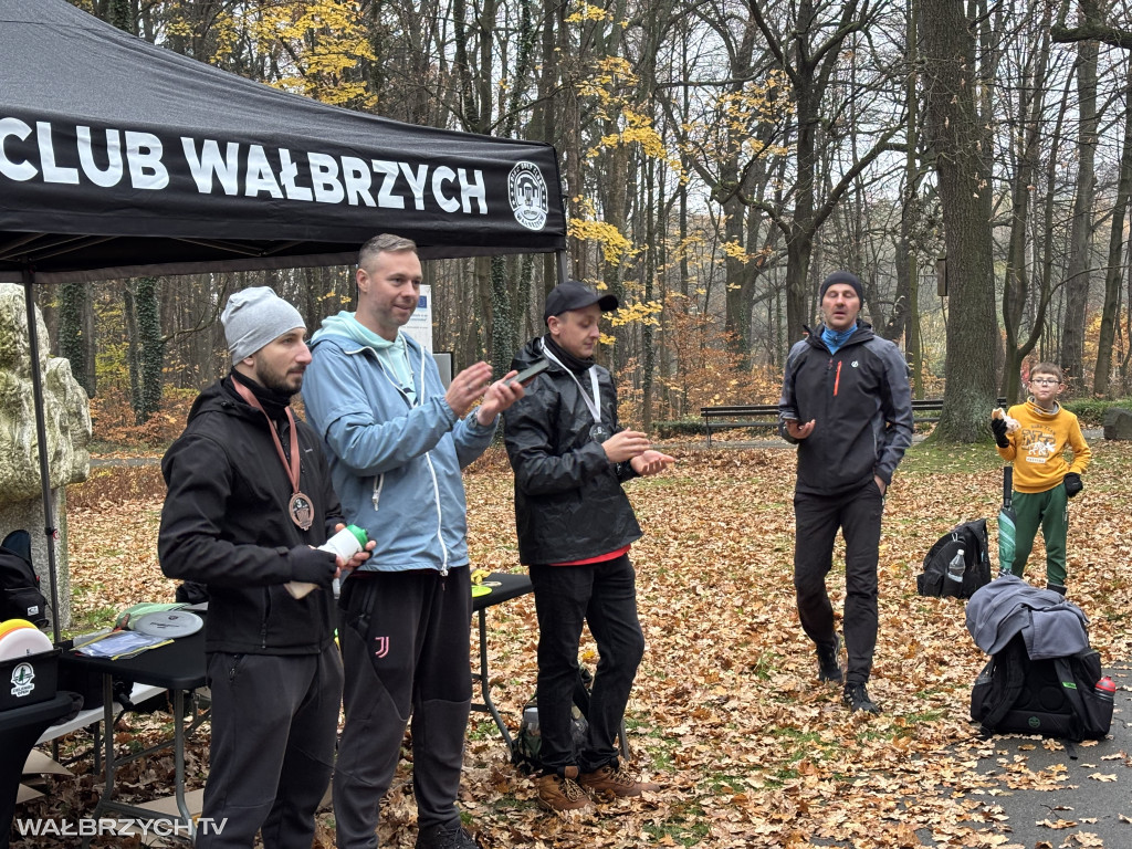 Disc Golf w Parku Rusinowa