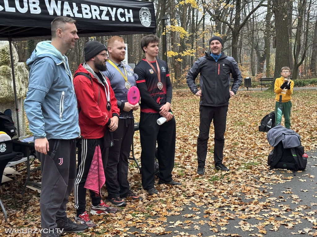 Disc Golf w Parku Rusinowa