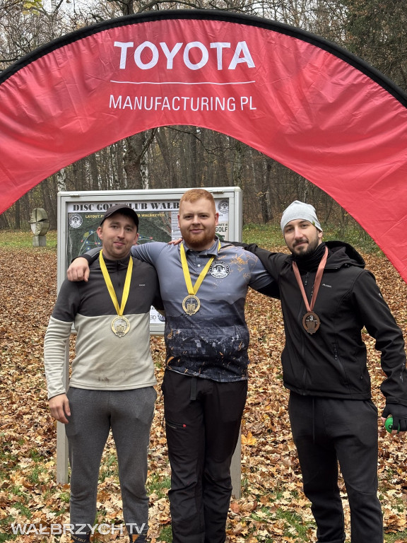 Disc Golf w Parku Rusinowa