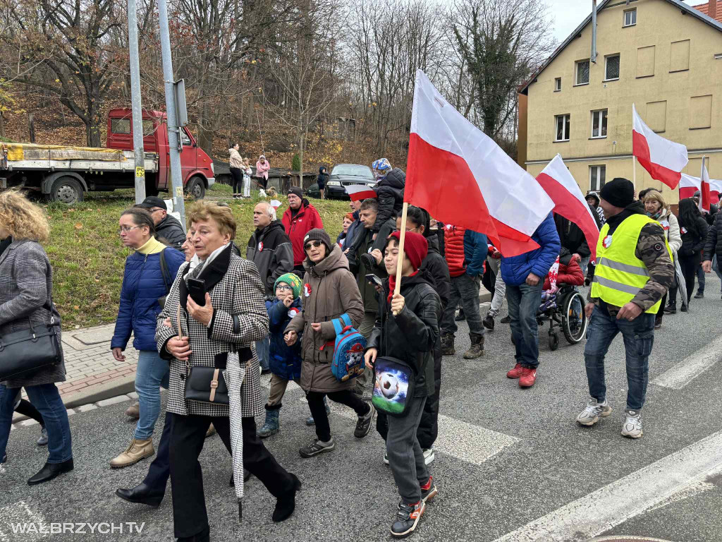 Stary Zdrój: Przeszedł Marsz Niepodległości