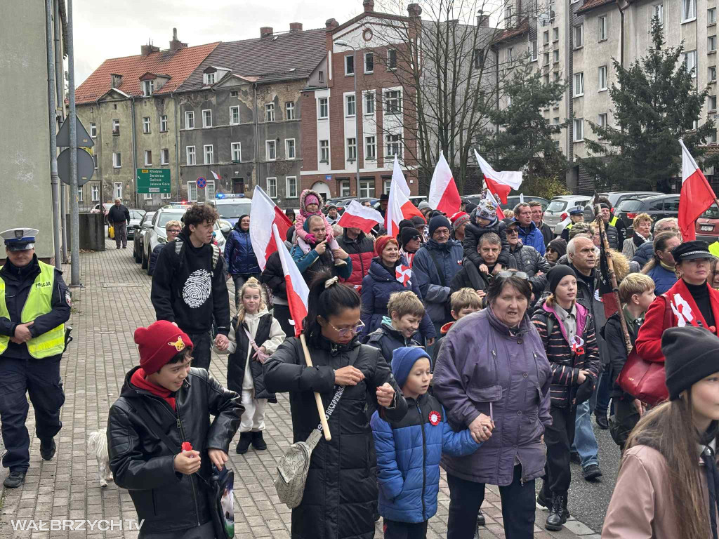 Stary Zdrój: Przeszedł Marsz Niepodległości