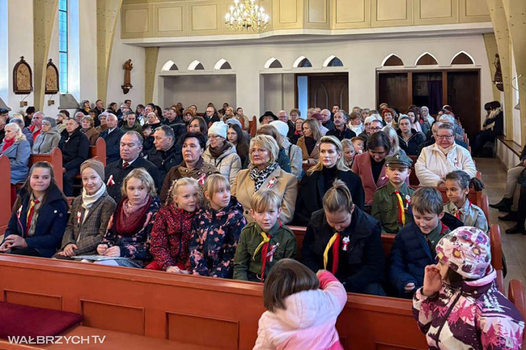 Patriotycznie i na sportowo w Głuszycy