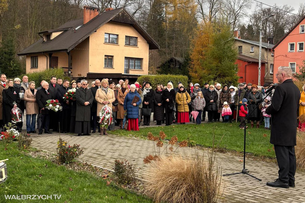 Patriotycznie i na sportowo w Głuszycy