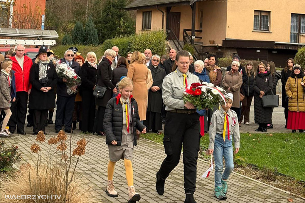 Patriotycznie i na sportowo w Głuszycy