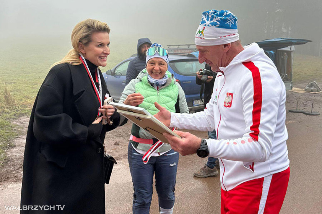 Patriotycznie i na sportowo w Głuszycy