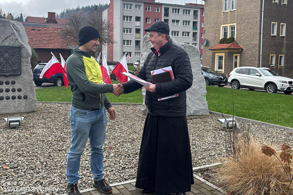 Patriotycznie i na sportowo w Głuszycy