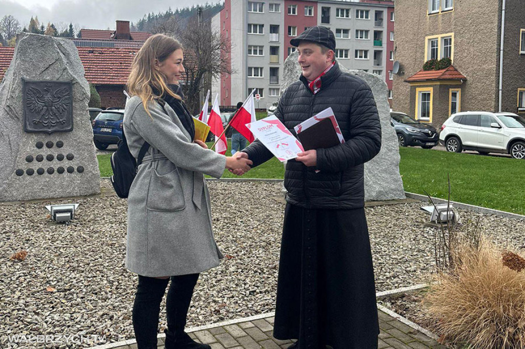 Patriotycznie i na sportowo w Głuszycy