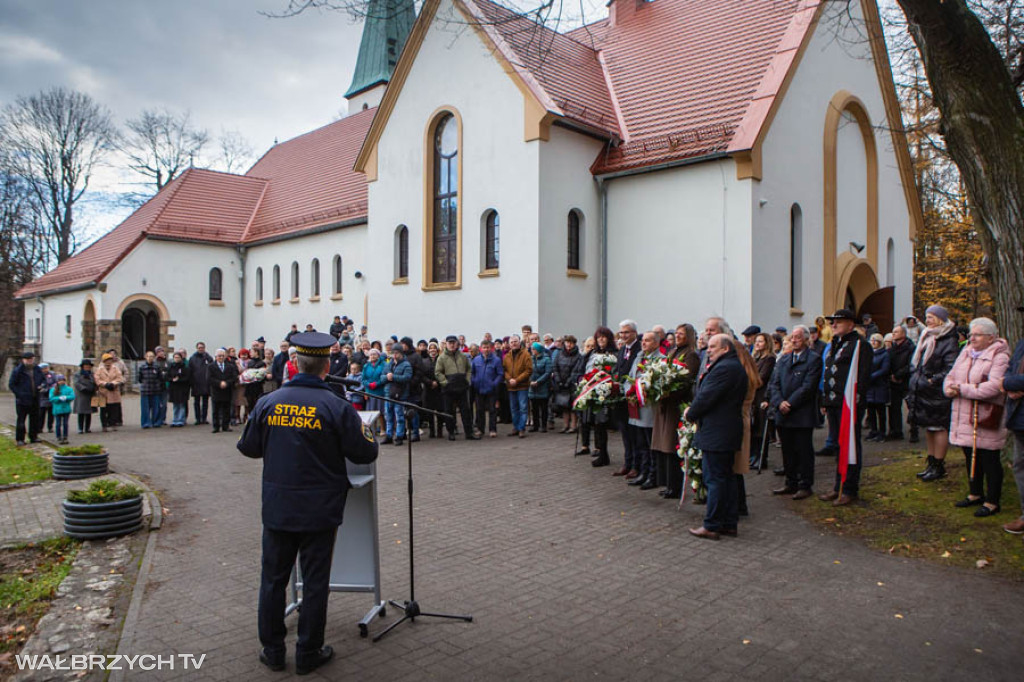 Uzdrowisko w biało-czerwonych barwach
