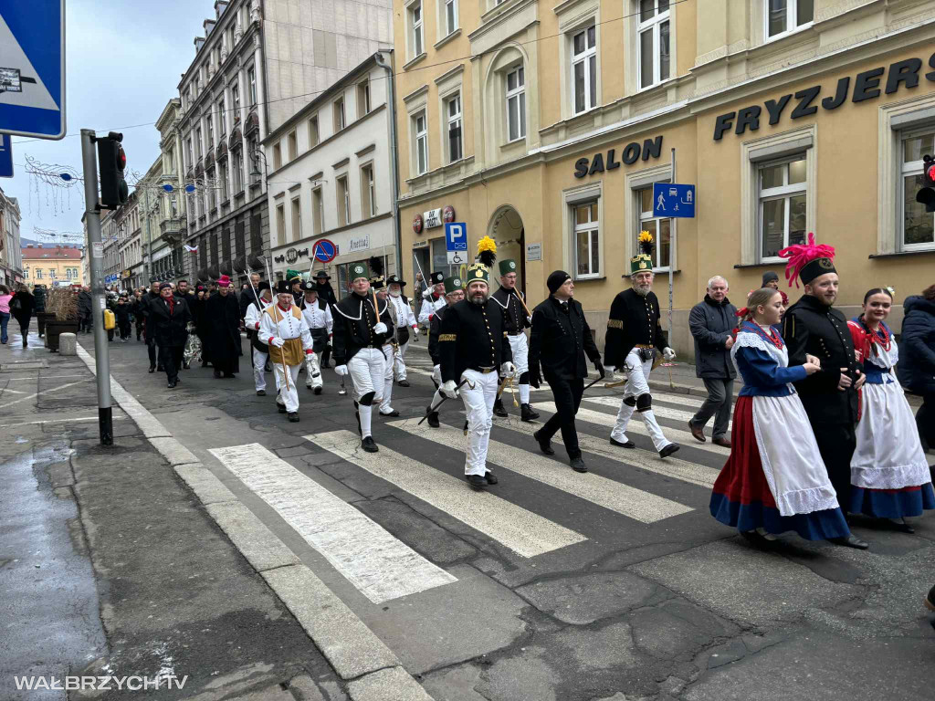 Parada Górnicza przeszła ulicami Wałbrzycha