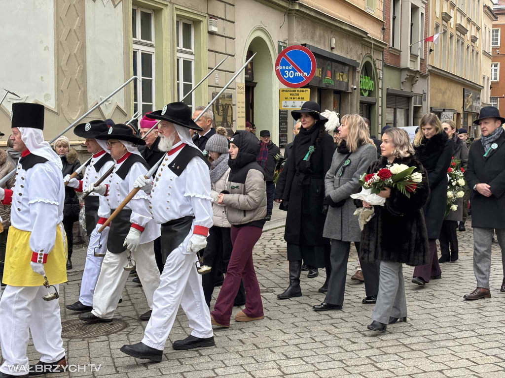 Parada Górnicza przeszła ulicami Wałbrzycha