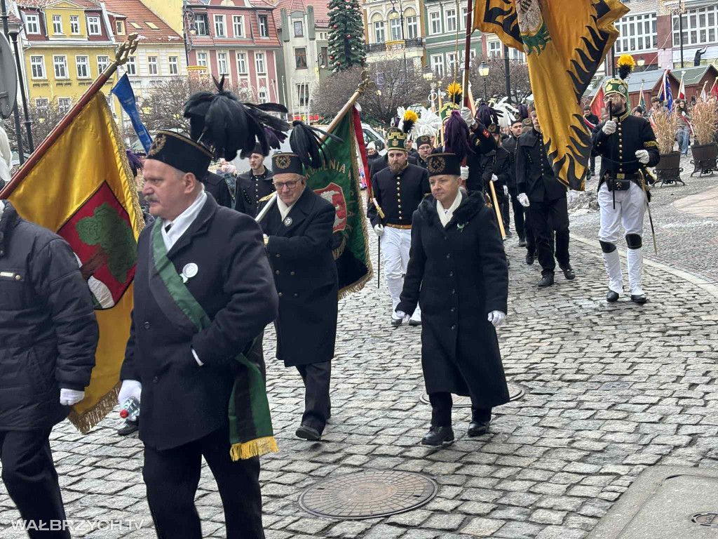 Parada Górnicza przeszła ulicami Wałbrzycha