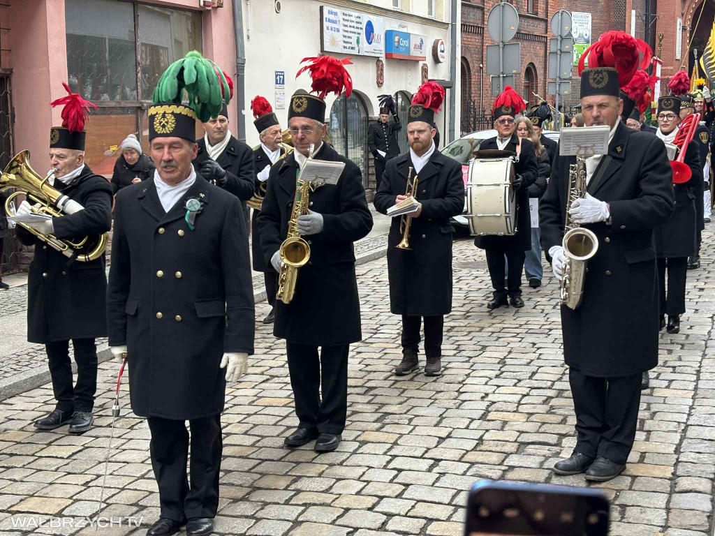 Parada Górnicza przeszła ulicami Wałbrzycha