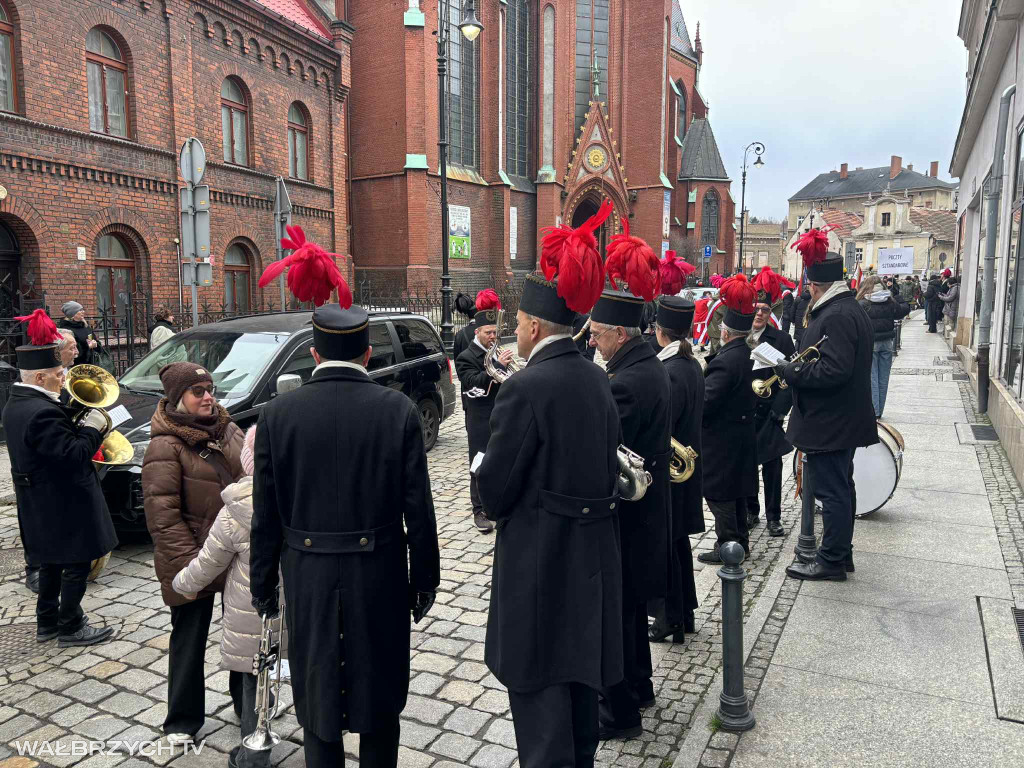 Parada Górnicza przeszła ulicami Wałbrzycha