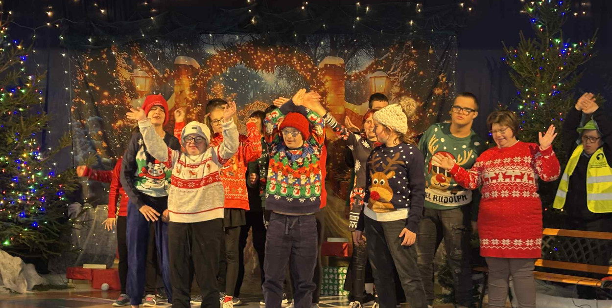 Wigilia i jarmark w Szkole Specjalnej nr 10