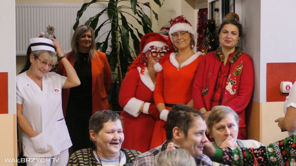 Mikołaj odwiedził wałbrzyskich seniorów