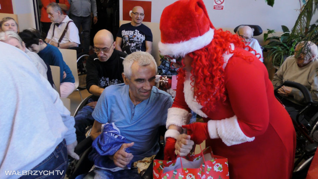 Mikołaj odwiedził wałbrzyskich seniorów
